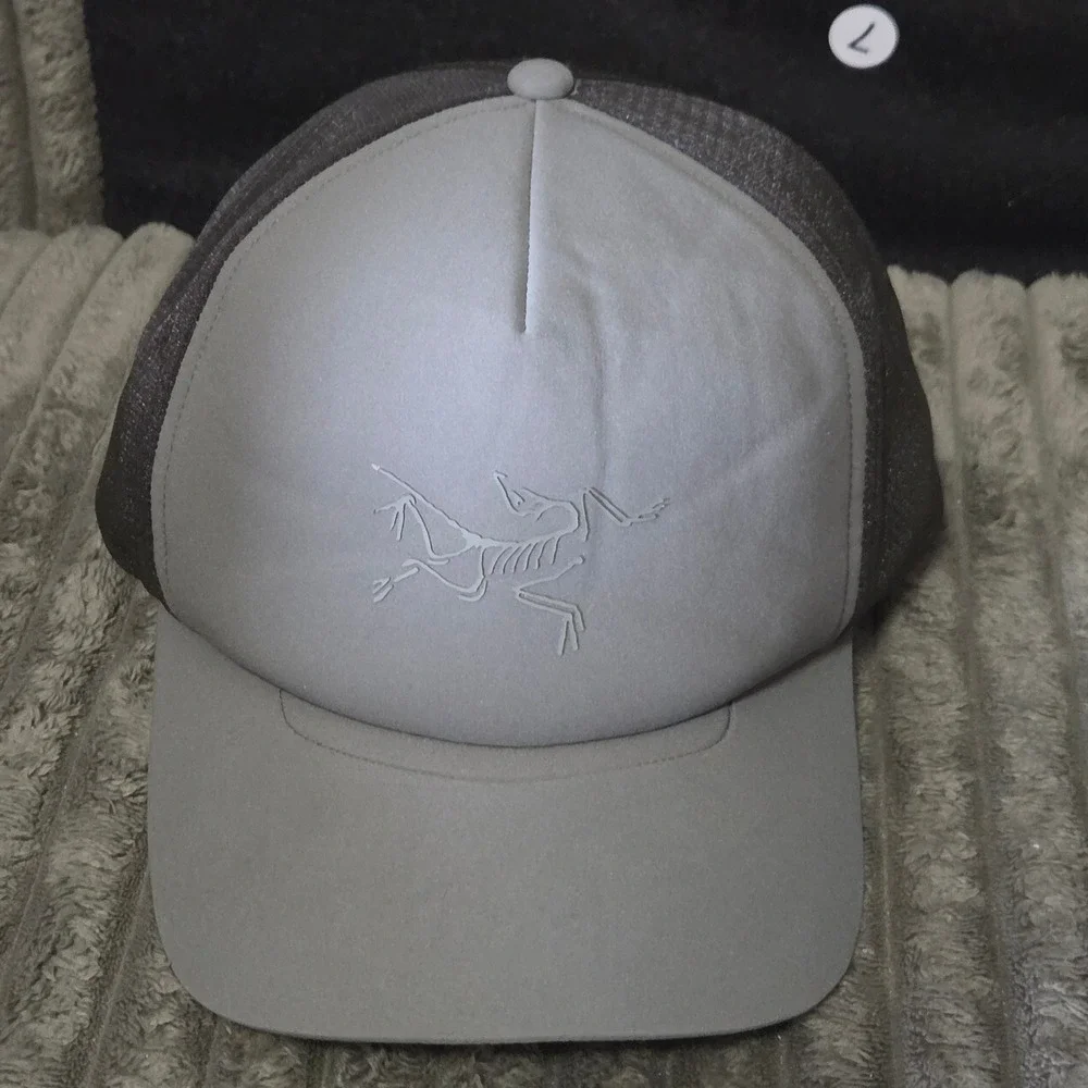 Arcteryx Bird Trucker Hat Grey Charcoal Adjustable Snapback Mesh Cap Logo